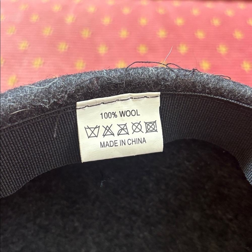 Wool hat - Picture 5 of 5